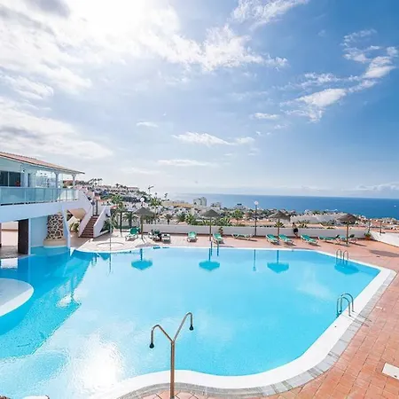 Island Village With Appartement *