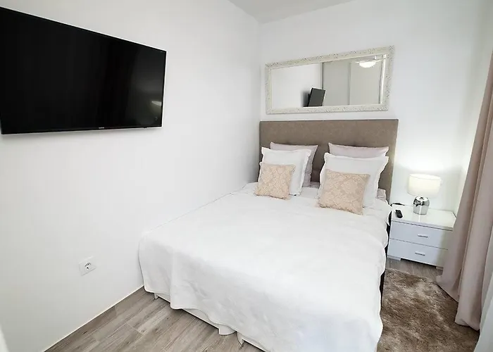 Island Village With Appartement *