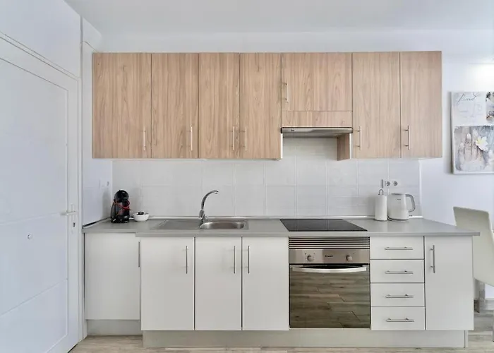 Island Village With Apartment *