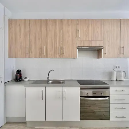 Island Village With Apartament *